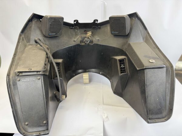 Honda GL1100 Cockpit fairing - Image 6